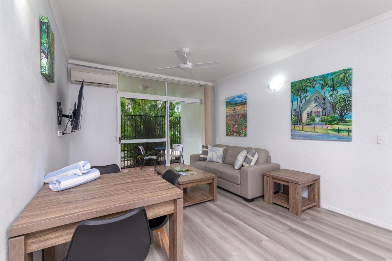 Seascape Holidays - Coral Apartments Port Douglas Esterno foto