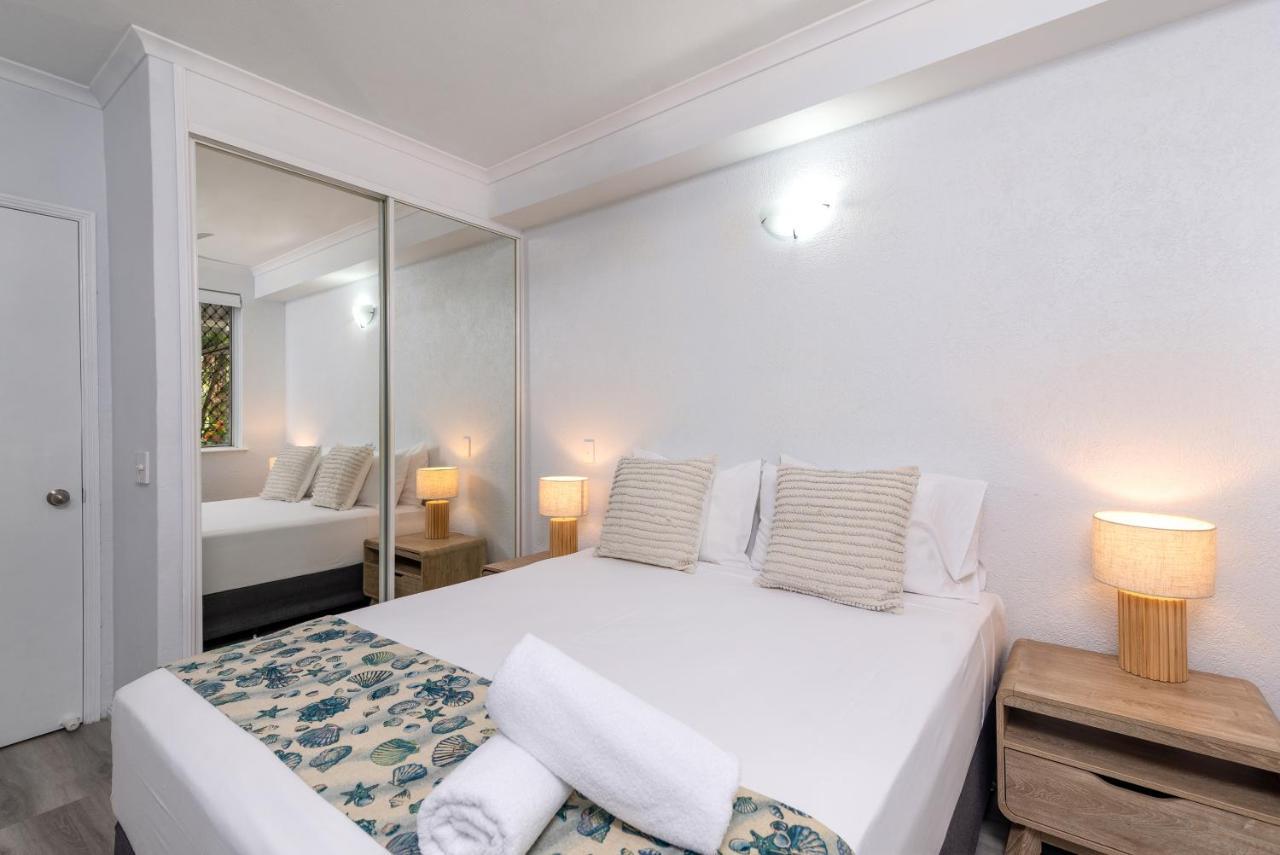 Seascape Holidays - Coral Apartments Port Douglas Esterno foto