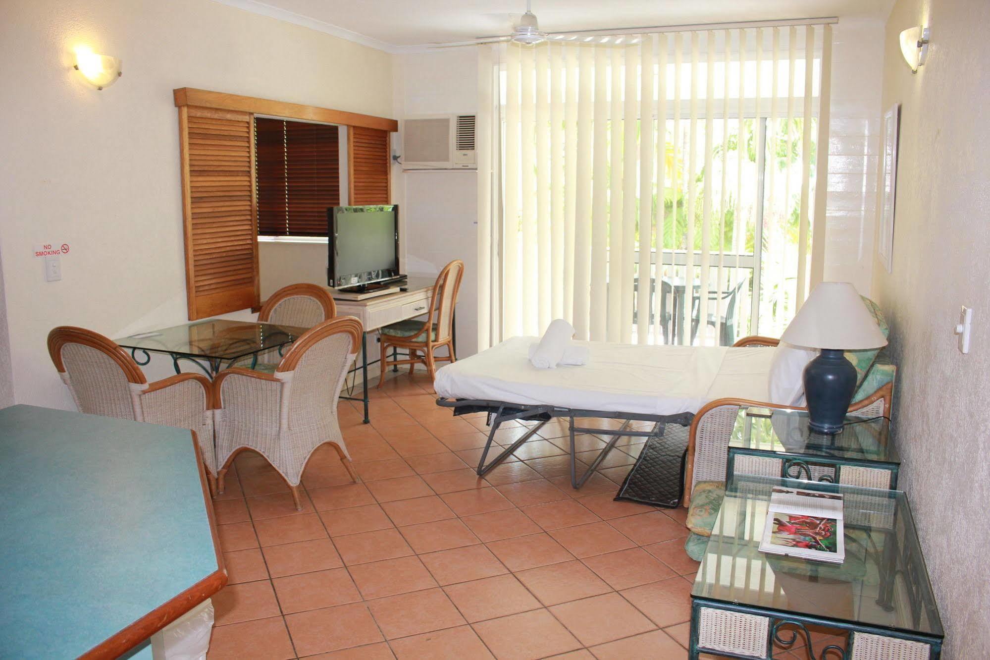 Seascape Holidays - Coral Apartments Port Douglas Esterno foto